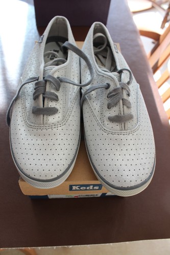New keds grey silver - new,