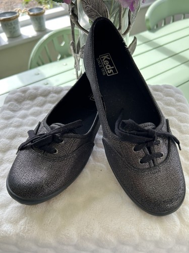 Keds canvas shoes size - 7,